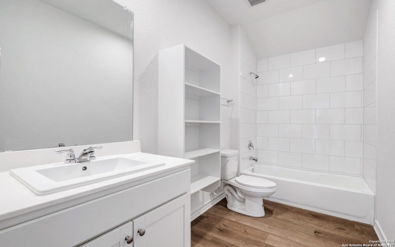 1605 Big Sur, New Braunfels, TX 78130, 3 Habitaciones Habitaciones , ,2 BañosBaños,Residential,En Venta,1605 Big Sur,0,1934427