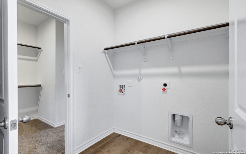 1551 Estelea, New Braunfels, TX 78130, 4 Habitaciones Habitaciones , ,2 BañosBaños,Residential,En Venta,1551 Estelea,0,1934436