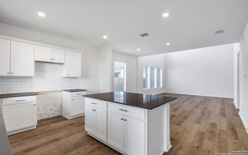 1551 Estelea, New Braunfels, TX 78130, 4 Habitaciones Habitaciones , ,2 BañosBaños,Residential,En Venta,1551 Estelea,0,1934436