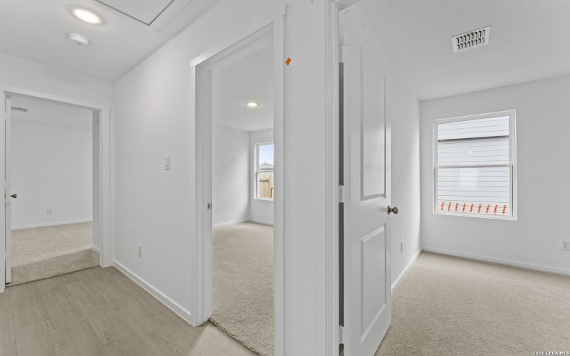 2060 Powell Pl, Converse, TX 78109, 4 Habitaciones Habitaciones , ,2 BañosBaños,Residential,En Venta,2060 Powell Pl,0,1936657