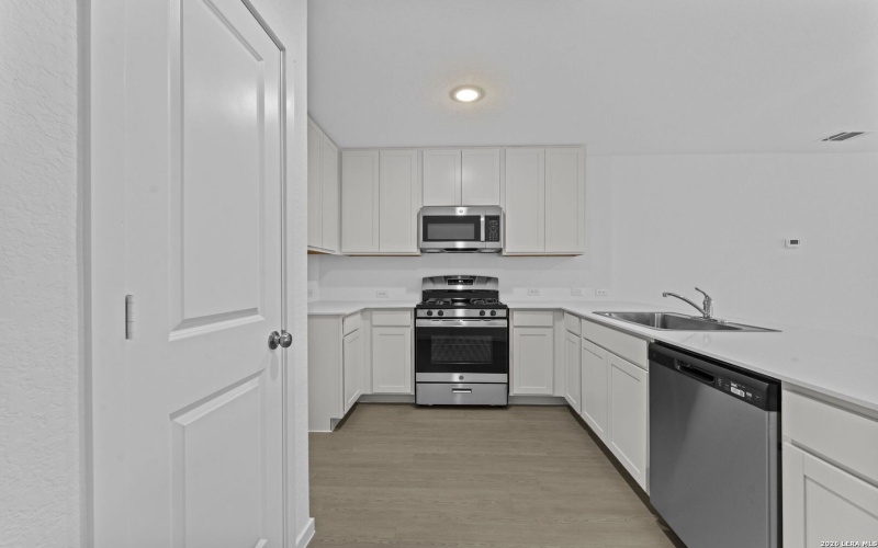 3836 Swift Fox Rd, New Braunfels, TX 78130, 3 Habitaciones Habitaciones , ,2 BañosBaños,Residential,En Venta,3836 Swift Fox Rd,0,1936665