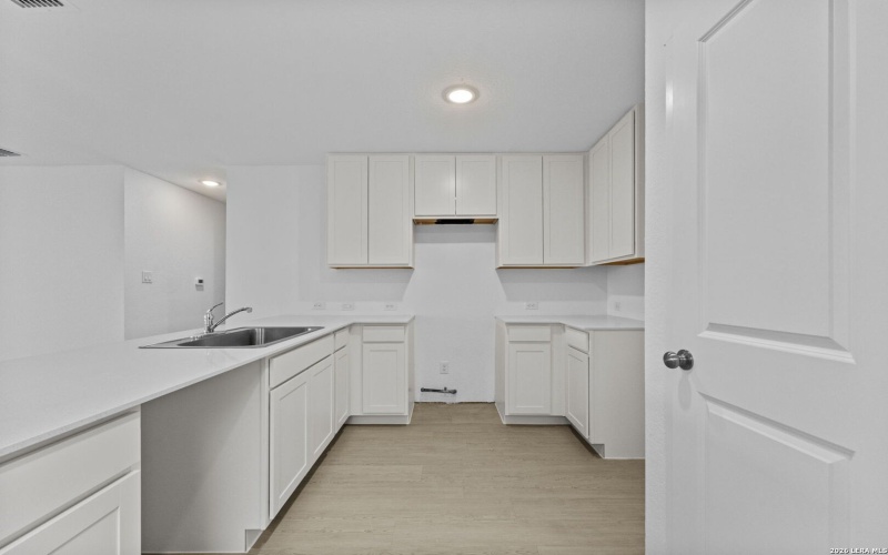 10012 Besson Blvd, Converse, TX 78109, 4 Bedrooms Bedrooms, ,2 BathroomsBathrooms,Residential,For Sale,10012 Besson Blvd,0,1936688