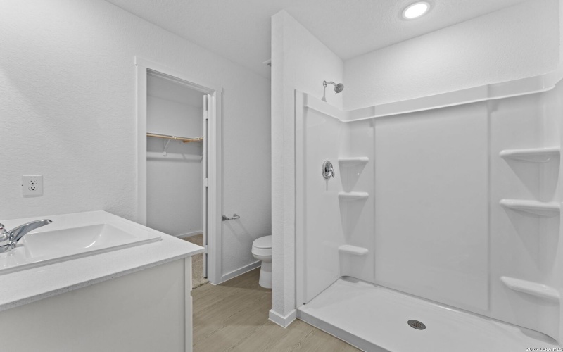 10016 Besson Blvd, Converse, TX 78109, 4 Bedrooms Bedrooms, ,2 BathroomsBathrooms,Residential,For Sale,10016 Besson Blvd,0,1936753