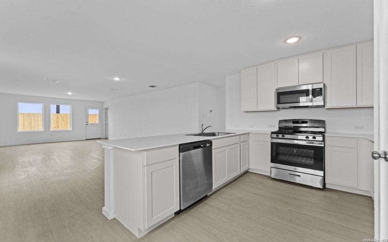 10016 Besson Blvd, Converse, TX 78109, 4 Bedrooms Bedrooms, ,2 BathroomsBathrooms,Residential,For Sale,10016 Besson Blvd,0,1936753