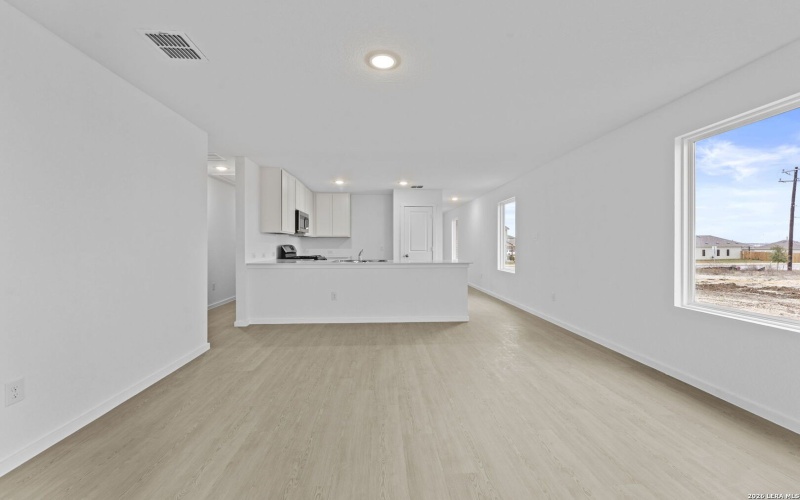 10016 Besson Blvd, Converse, TX 78109, 4 Bedrooms Bedrooms, ,2 BathroomsBathrooms,Residential,For Sale,10016 Besson Blvd,0,1936753