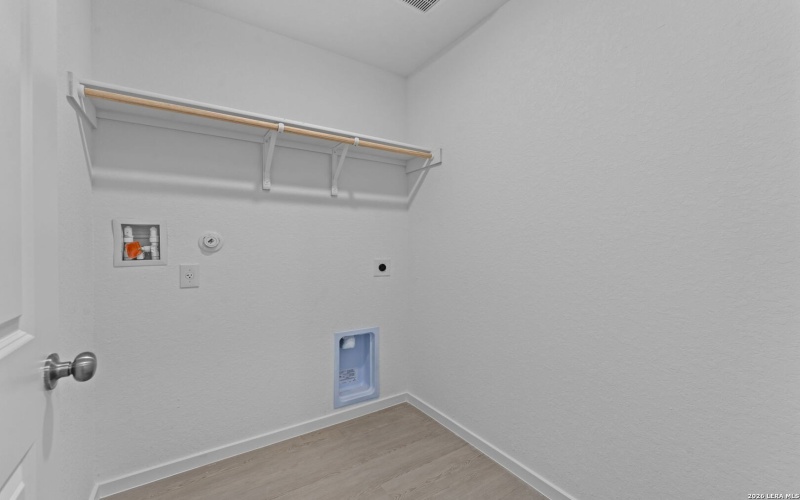 107 Ellendale Place, Fredericksburg, TX 78624, 4 Bedrooms Bedrooms, ,2 BathroomsBathrooms,Residential,For Sale,107 Ellendale Place,0,1936799