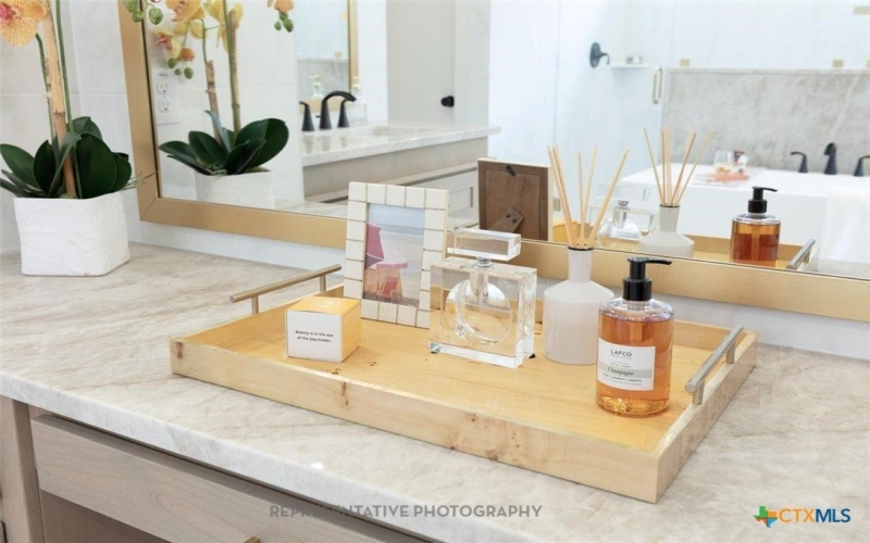 306 Dulce Vista, Boerne, TX 78006, 4 Bedrooms Bedrooms, ,5 BathroomsBathrooms,Residential,For Sale,306 Dulce Vista,0,602892