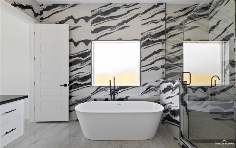 3816 Zimmerius Avenue, McAllen, TX 78504, 4 Bedrooms Bedrooms, ,3 BathroomsBathrooms,Residential,For Sale,3816 Zimmerius Avenue,0,493268