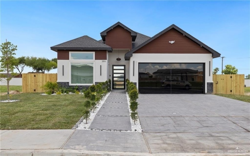 3816 Zimmerius Avenue, McAllen, TX 78504, 4 Bedrooms Bedrooms, ,3 BathroomsBathrooms,Residential,For Sale,3816 Zimmerius Avenue,0,493268