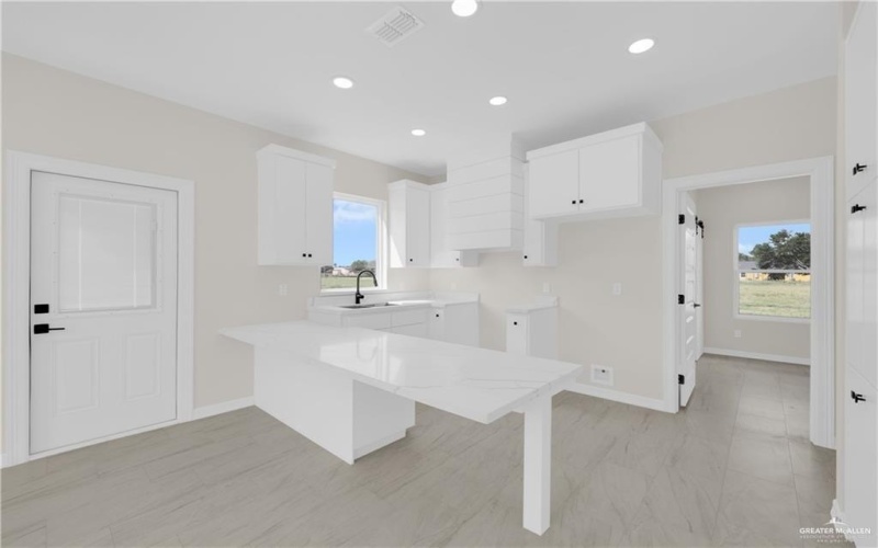 203 S 17th Street, Donna, TX 78537, 4 Bedrooms Bedrooms, ,2 BathroomsBathrooms,Residential,For Sale,203 S 17th Street,0,493297