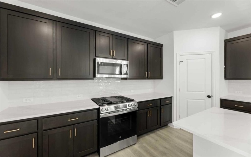 14100 Harden, Pilot Point, TX 76258, 3 Bedrooms Bedrooms, ,2 BathroomsBathrooms,Residential,For Sale,14100 Harden,0,21054147