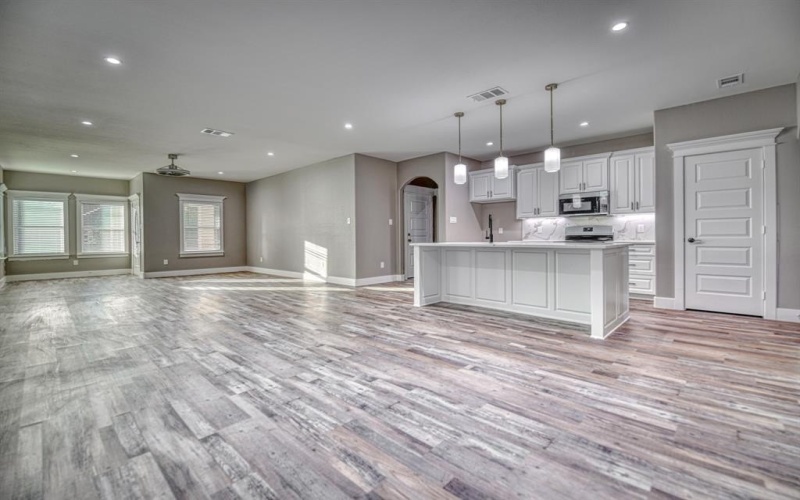 1219 S Rockwall Avenue, Terrell, TX 75160, 3 Habitaciones Habitaciones , ,2 BañosBaños,Residential,En Venta,1219 S Rockwall Avenue,0,21164051