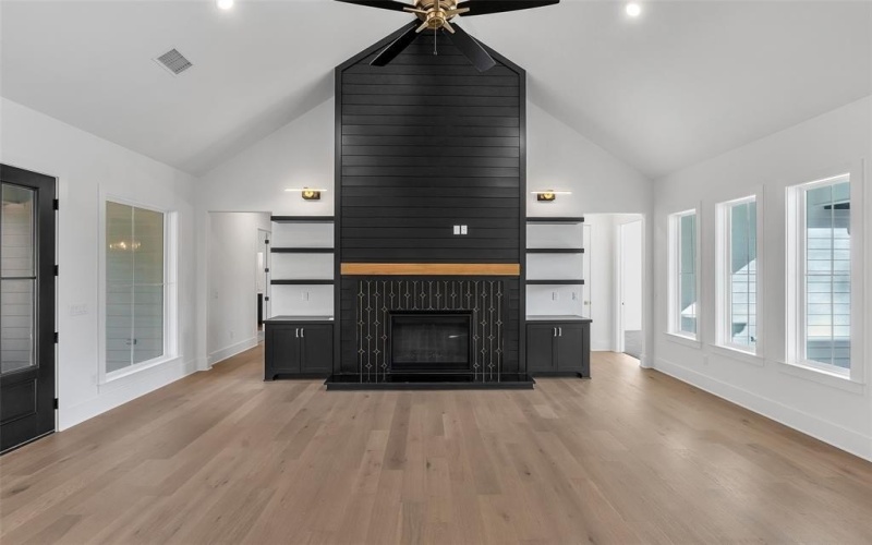 260 S Granite Lane, Hallsville, TX 75650, 4 Bedrooms Bedrooms, ,3 BathroomsBathrooms,Residential,For Sale,260 S Granite Lane,0,21164111