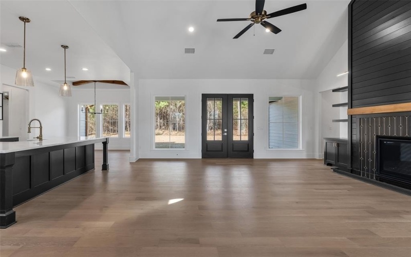 260 S Granite Lane, Hallsville, TX 75650, 4 Bedrooms Bedrooms, ,3 BathroomsBathrooms,Residential,For Sale,260 S Granite Lane,0,21164111