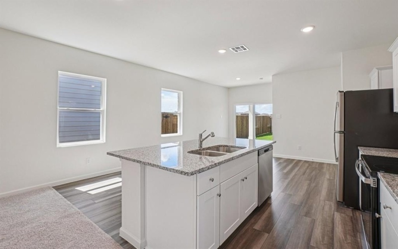 6070 Mojave Drive, Forney, TX 75126, 3 Bedrooms Bedrooms, ,2 BathroomsBathrooms,Residential,For Sale,6070 Mojave Drive,0,21164320