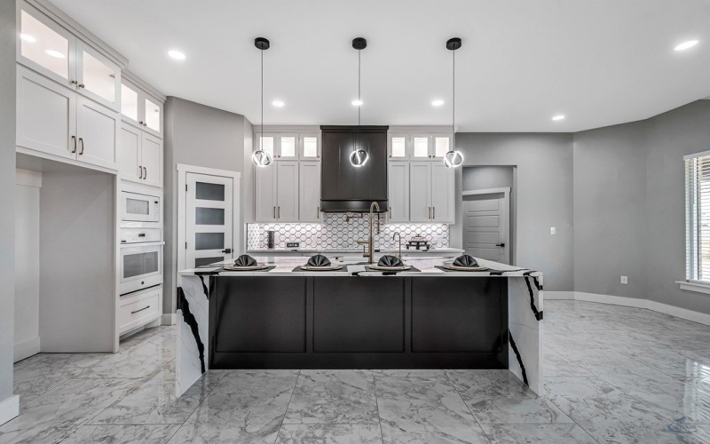 2102 S County Rd 1059, Midland, TX 79706, 4 Bedrooms Bedrooms, ,3 BathroomsBathrooms,Residential,For Sale,2102 S County Rd 1059,0,50090408