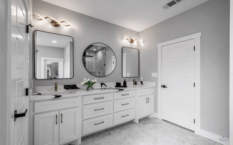 2102 S County Rd 1059, Midland, TX 79706, 4 Bedrooms Bedrooms, ,3 BathroomsBathrooms,Residential,For Sale,2102 S County Rd 1059,0,50090408