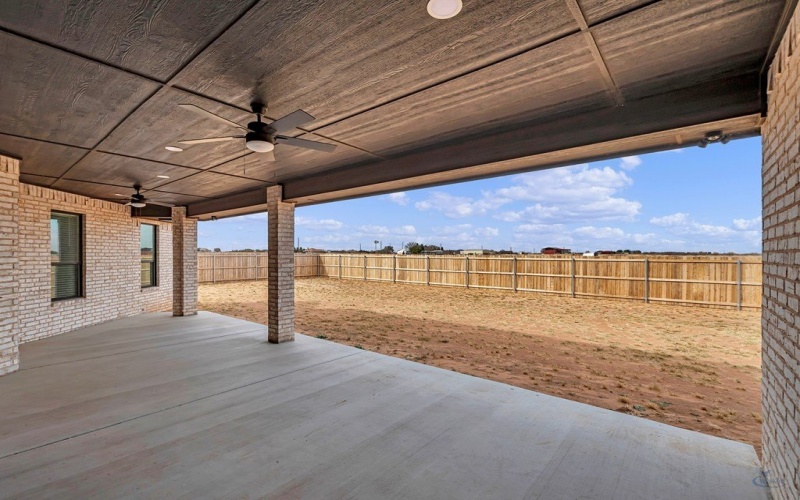 2102 S County Rd 1059, Midland, TX 79706, 4 Bedrooms Bedrooms, ,3 BathroomsBathrooms,Residential,For Sale,2102 S County Rd 1059,0,50090408