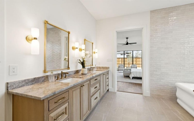 7153 Cornelia Lane, Dallas, TX 75214, 5 Bedrooms Bedrooms, ,6 BathroomsBathrooms,Residential,For Sale,7153 Cornelia Lane,0,21163312