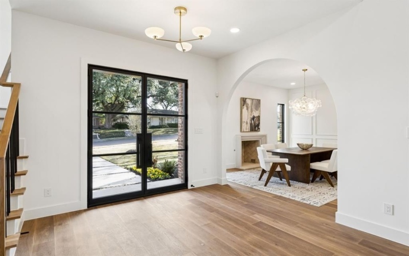 7153 Cornelia Lane, Dallas, TX 75214, 5 Bedrooms Bedrooms, ,6 BathroomsBathrooms,Residential,For Sale,7153 Cornelia Lane,0,21163312