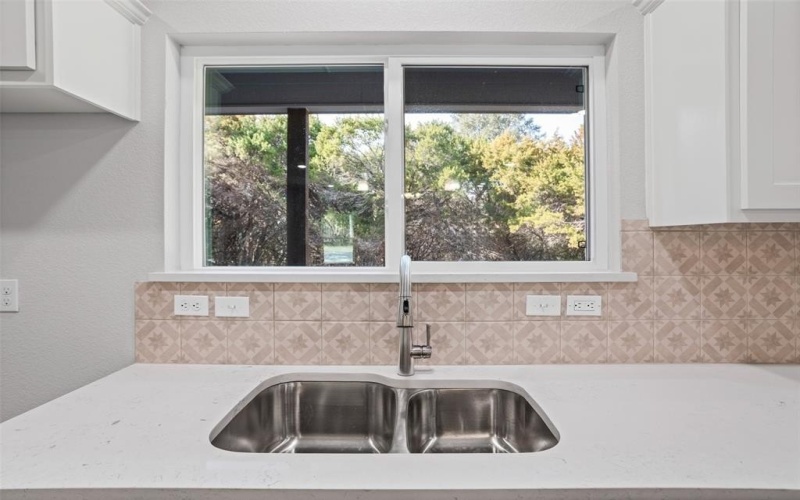 9320 Apache Trail, Rio Vista, TX 76093, 3 Bedrooms Bedrooms, ,2 BathroomsBathrooms,Residential,For Sale,9320 Apache Trail,0,21163893