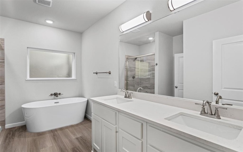 9320 Apache Trail, Rio Vista, TX 76093, 3 Bedrooms Bedrooms, ,2 BathroomsBathrooms,Residential,For Sale,9320 Apache Trail,0,21163893