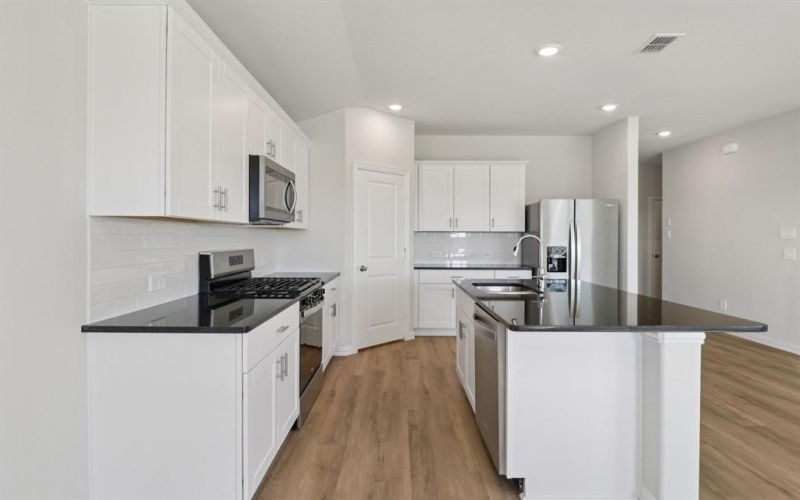 2019 Carriage Court, Seagoville, TX 75159, 3 Bedrooms Bedrooms, ,2 BathroomsBathrooms,Residential,For Sale,2019 Carriage Court,0,21163904