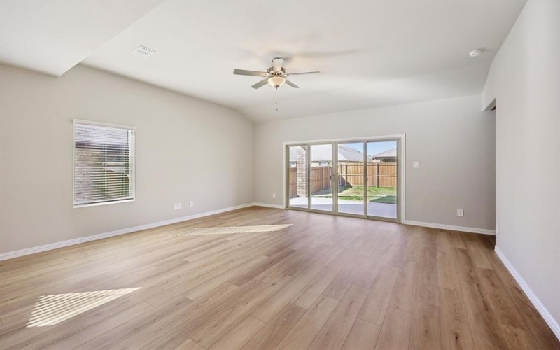 2016 Carriage Court, Seagoville, TX 75159, 4 Bedrooms Bedrooms, ,3 BathroomsBathrooms,Residential,For Sale,2016 Carriage Court,0,21163906