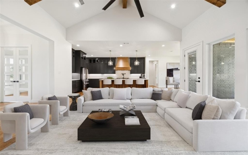 2008 Vaquero Drive, Weatherford, TX 76088, 4 Bedrooms Bedrooms, ,3 BathroomsBathrooms,Residential,For Sale,2008 Vaquero Drive,0,21163992