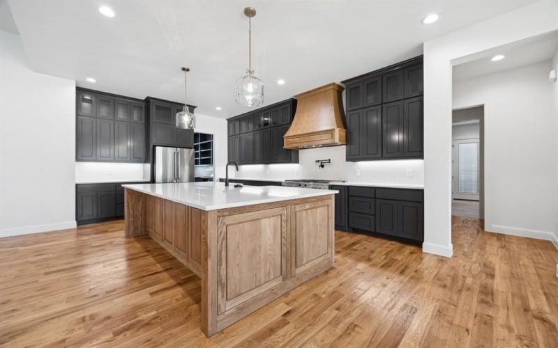 2008 Vaquero Drive, Weatherford, TX 76088, 4 Bedrooms Bedrooms, ,3 BathroomsBathrooms,Residential,For Sale,2008 Vaquero Drive,0,21163992