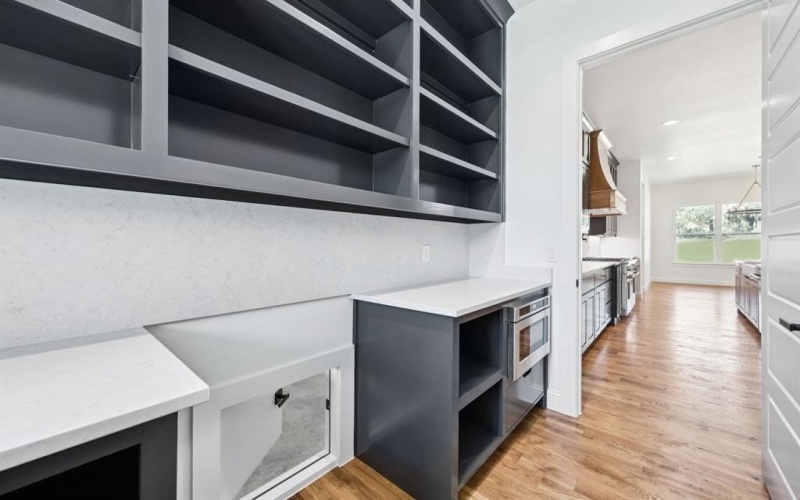 2008 Vaquero Drive, Weatherford, TX 76088, 4 Bedrooms Bedrooms, ,3 BathroomsBathrooms,Residential,For Sale,2008 Vaquero Drive,0,21163992