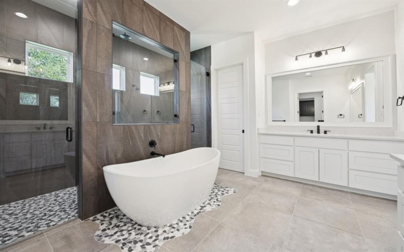 2008 Vaquero Drive, Weatherford, TX 76088, 4 Bedrooms Bedrooms, ,3 BathroomsBathrooms,Residential,For Sale,2008 Vaquero Drive,0,21163992