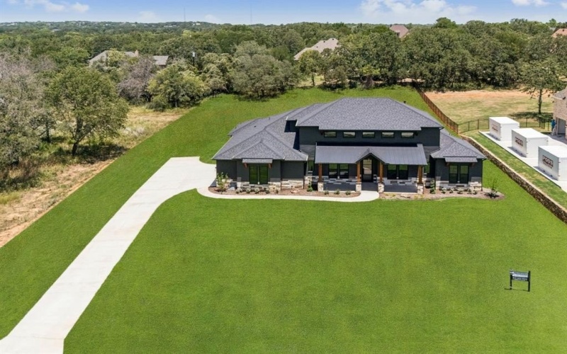 2008 Vaquero Drive, Weatherford, TX 76088, 4 Bedrooms Bedrooms, ,3 BathroomsBathrooms,Residential,For Sale,2008 Vaquero Drive,0,21163992