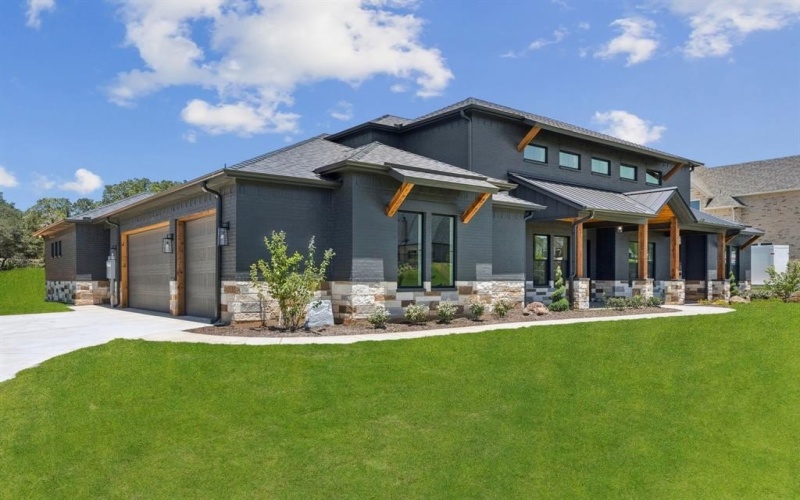 2008 Vaquero Drive, Weatherford, TX 76088, 4 Bedrooms Bedrooms, ,3 BathroomsBathrooms,Residential,For Sale,2008 Vaquero Drive,0,21163992