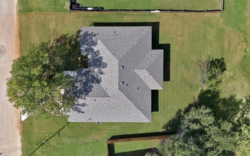 206 Lakeview Drive, Runaway Bay, TX 76426, 3 Bedrooms Bedrooms, ,3 BathroomsBathrooms,Residential,For Sale,206 Lakeview Drive,0,21164011