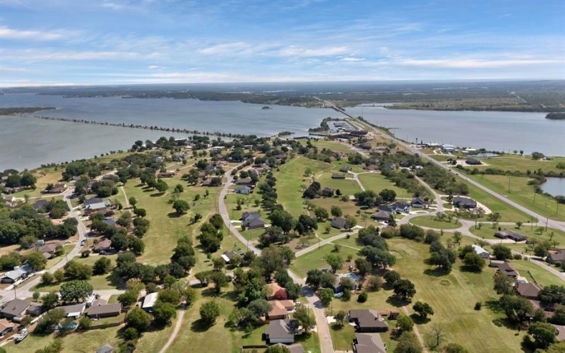206 Lakeview Drive, Runaway Bay, TX 76426, 3 Bedrooms Bedrooms, ,3 BathroomsBathrooms,Residential,For Sale,206 Lakeview Drive,0,21164011