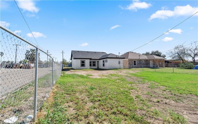 115 San Pedro Street, Edinburg, TX 78542, 3 Bedrooms Bedrooms, ,2 BathroomsBathrooms,Residential,For Sale,115 San Pedro Street,0,493124