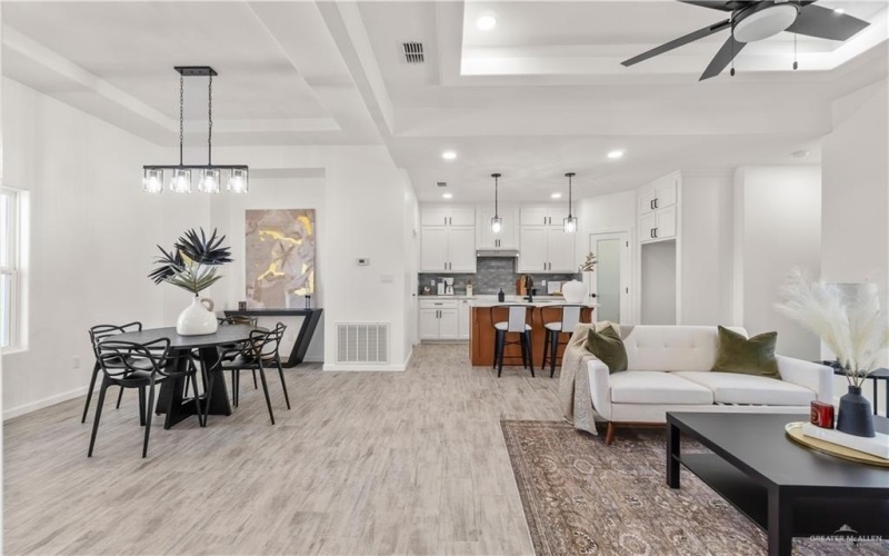 115 San Pedro Street, Edinburg, TX 78542, 3 Bedrooms Bedrooms, ,2 BathroomsBathrooms,Residential,For Sale,115 San Pedro Street,0,493124