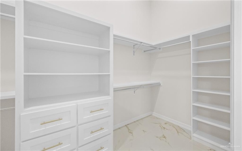 521 Demi Street, Edinburg, TX 78504, 3 Bedrooms Bedrooms, ,2 BathroomsBathrooms,Residential,For Sale,521 Demi Street,0,493353