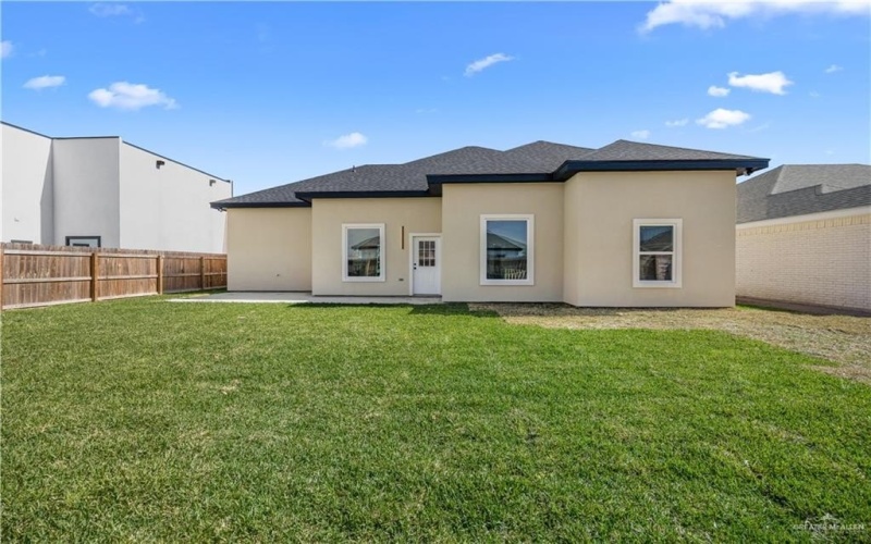 521 Demi Street, Edinburg, TX 78504, 3 Bedrooms Bedrooms, ,2 BathroomsBathrooms,Residential,For Sale,521 Demi Street,0,493353