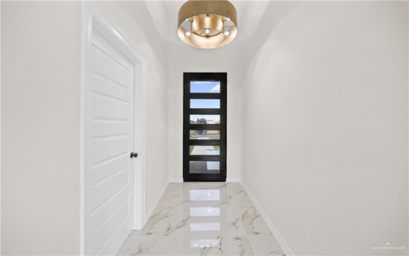 521 Demi Street, Edinburg, TX 78504, 3 Bedrooms Bedrooms, ,2 BathroomsBathrooms,Residential,For Sale,521 Demi Street,0,493353