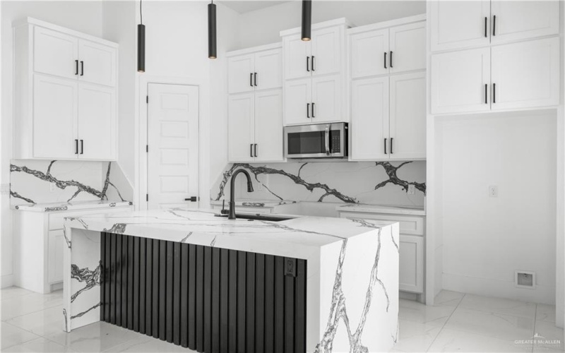 5700 Playa Del Sol Street, Edinburg, TX 78542, 3 Bedrooms Bedrooms, ,2 BathroomsBathrooms,Residential,For Sale,5700 Playa Del Sol Street,0,493366