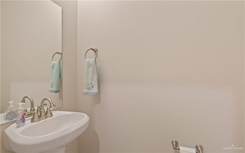 2321 Cove Real Drive, Harlingen, TX 78550, 4 Bedrooms Bedrooms, ,2 BathroomsBathrooms,Residential,For Sale,2321 Cove Real Drive,0,493368