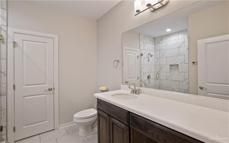 2321 Cove Real Drive, Harlingen, TX 78550, 4 Bedrooms Bedrooms, ,2 BathroomsBathrooms,Residential,For Sale,2321 Cove Real Drive,0,493368