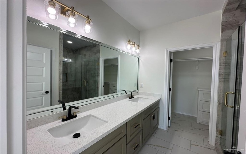 1706 Alyssa Drive, Mercedes, TX 78570, 3 Bedrooms Bedrooms, ,2 BathroomsBathrooms,Residential,For Sale,1706 Alyssa Drive,0,493380