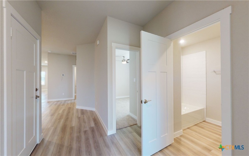 4014 Baerlon Cove, Killeen, TX 76542, 4 Bedrooms Bedrooms, ,2 BathroomsBathrooms,Residential,For Sale,4014 Baerlon Cove,0,586705