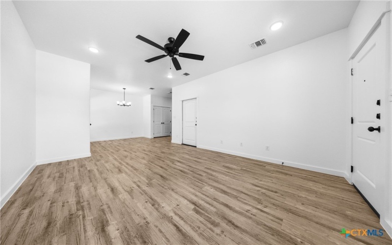 3606 Canvasback Road unit: B #B, Killeen, TX 76542, 3 Habitaciones Habitaciones , ,2 BañosBaños,Residential Multi Family,En Venta,3606 Canvasback Road unit: B,0,602052