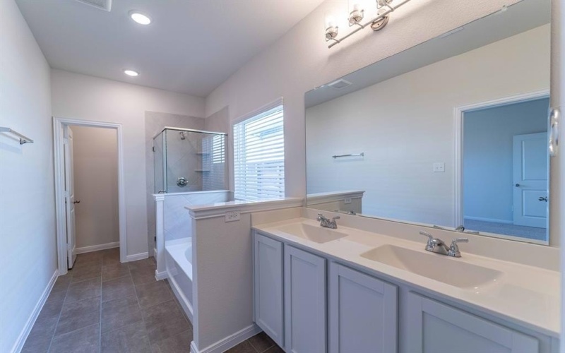 1717 Morning Mist Way, Mesquite, TX 75181, 4 Bedrooms Bedrooms, ,2 BathroomsBathrooms,Residential,For Sale,1717 Morning Mist Way,20466183