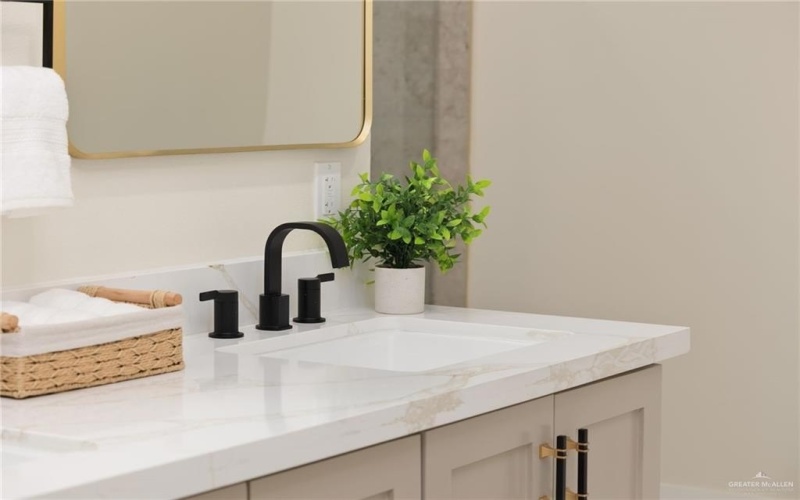 7820 N 38th Street, McAllen, TX 78504, 4 Bedrooms Bedrooms, ,3 BathroomsBathrooms,Residential,For Sale,7820 N 38th Street,0,492303