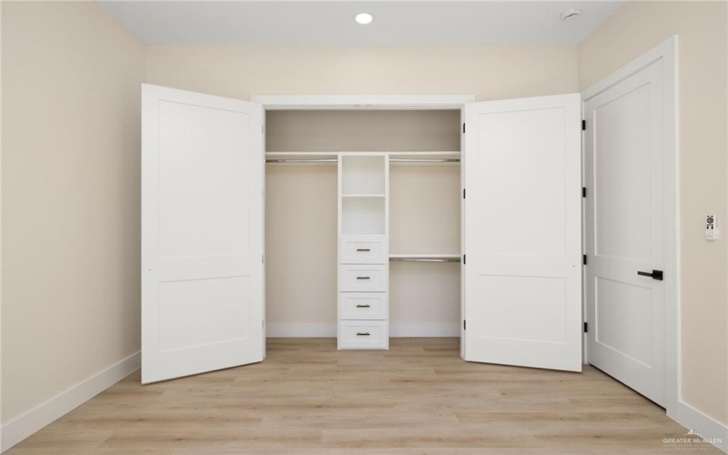 7820 N 38th Street, McAllen, TX 78504, 4 Bedrooms Bedrooms, ,3 BathroomsBathrooms,Residential,For Sale,7820 N 38th Street,0,492303